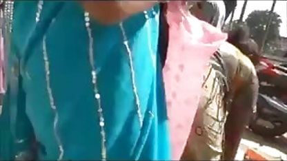 जिसे सभी प्रकार के खिलौनों के सेक्सी फिल्म फुल फुल साथ स्पर्श और आनंद मिलता है