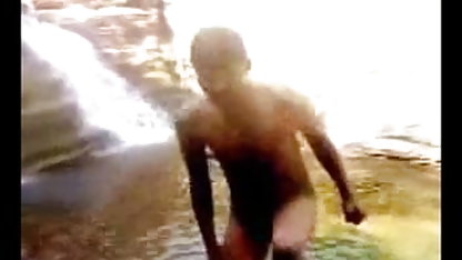 रोमांटिक भोजन और सेक्सी बीएफ फुल मूवी अच्छा सेक्स