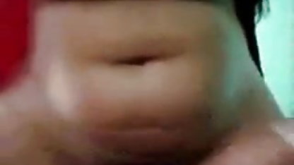 सौतेली माँ के साथ अपने फुल सेक्सी वीडियो फिल्म डिक साझा करता है