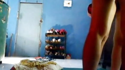 जबकि उनकी फुल मूवी सेक्सी वीडियो में साफ पत्नी निकोल को चोदती है
