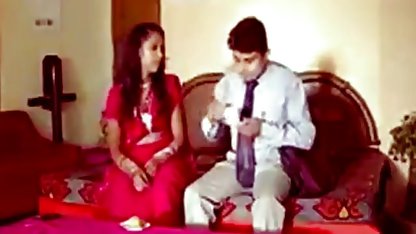 सड़क पर एक श्यामला उठाओ सेक्सी वीडियो फुल फिल्म और वह उसे fucks