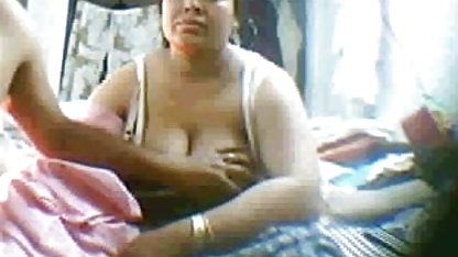 जीना वैलेंटिनो अपने घर में फुल ब्लू सेक्सी फिल्म कमबख्त