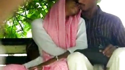 गंजा आदमी के साथ फूहड़ की तरह कैरोल फुल सेक्सी वीडियो भेजो फेरर कमबख्त