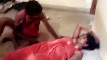 एक कठिन डिक फुल सेक्सी बीएफ फिल्म की तलाश में शातिर परिपक्व