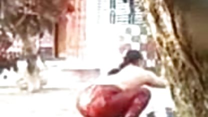 सींग का बना गोरा अपने सबसे अच्छे ग्राहक को एक पाउडर अंग्रेजों की फुल सेक्स देता है