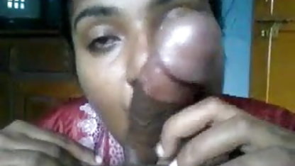 कई लड़कियों बफ फुल सेक्सी फिल्म के साथ मर्सिया का कामुक सैलून