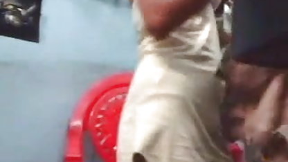 एक अजनबी के सेक्सी फुल मूवी इंग्लिश साथ एक स्पेनिश महिला का पहला अश्लील वीडियो