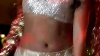 Blondie Fesser फुल सेक्सी सेक्सी फिल्म सार्वजनिक रूप से बकवास कर रही है