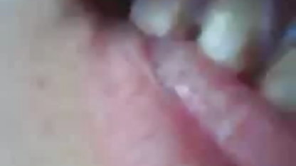 एक युवा लड़की को सुखद अंत के साथ कामुक फुल सेक्सी अंग्रेजी में मालिश