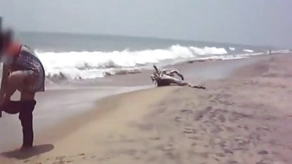 सड़क में पकड़ा गया गोरा एक घर का बना फुल हिंदी सेक्सी वीडियो बनाता है