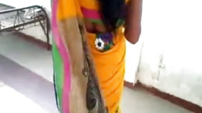 स्पेनिश नोरा बार्सिलोना के सेक्सी मूवी फुल सेक्सी मूवी साथ पिगी तिकड़ी