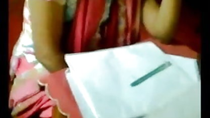 नीली आंखों इंग्लिश पिक्चर सेक्सी फुल मूवी वाले फ्रेंच के साथ हार्ड सेक्स