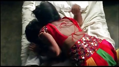 वेश्या ने अपने प्रेमी के ट्रिपल सेक्स फुल वीडियो सामने गड़बड़ और बलात्कार किया